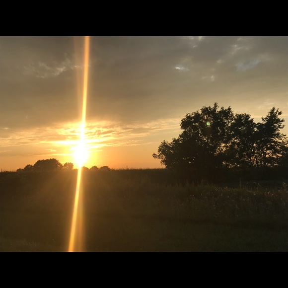 Meet your Posher, Kaitlin - Picture 1 of 1